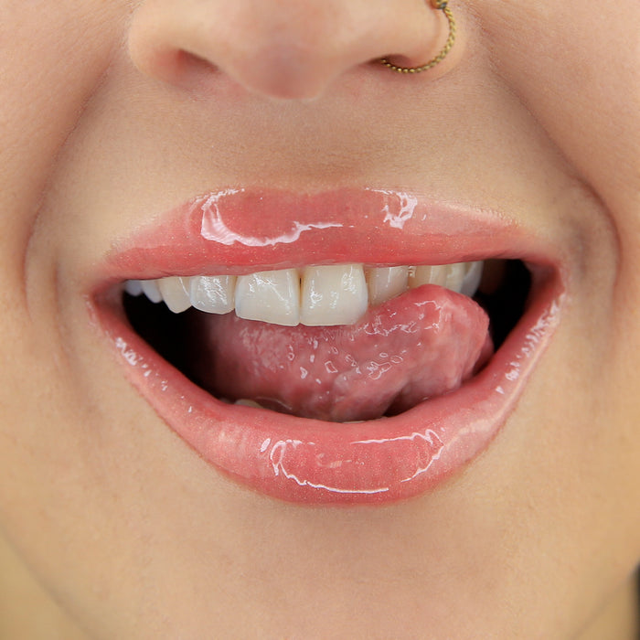 Vive la Diva Fem-power Plumping Lip Gloss - Viva la Diva : Determined - 2