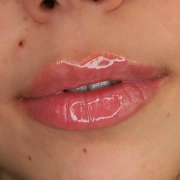 Vive la Diva Fem-power Plumping Lip Gloss - Viva la Diva : Fearless - 2